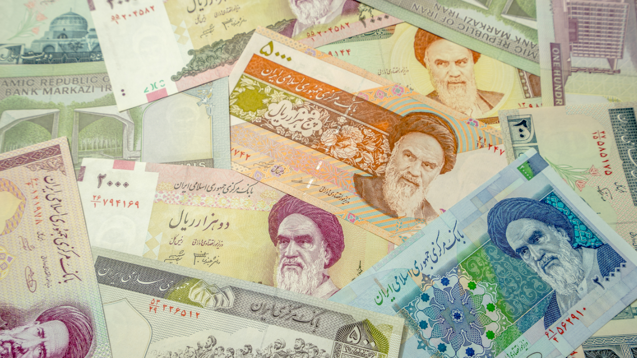 Iran to Cut 4 Zeros From Its Currency Amid Chronic Inflation and US Sanctions Iran to Cut 4 Zeros From Its Currency Amid Chronic Inflation and US Sanctions