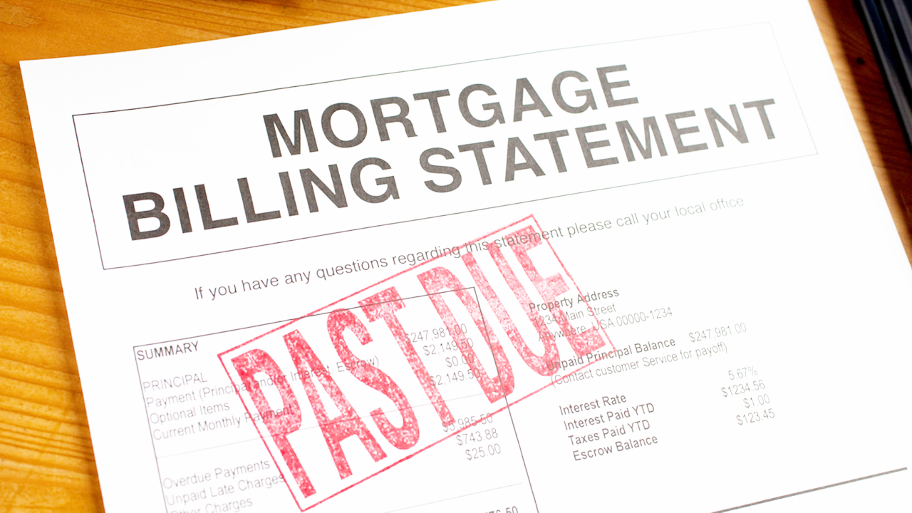 US Real Estate Crisis: Home Sales Plunge to 9-Year Low, Mortgage Delinquencies to Soar Past Great Recession Level US Real Estate Crisis: Home Sales Plunge to 9-Year Low, Mortgage Delinquencies to Soar Past Great Recession Level